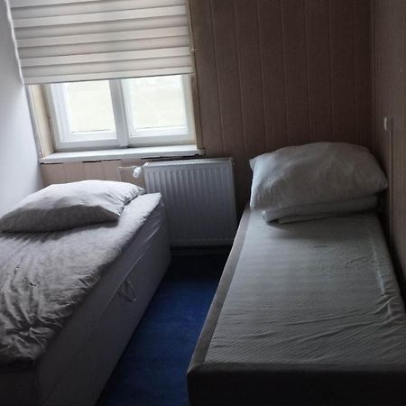 Sagittarius Hostel- Pracowniczy Łódź Extérieur photo